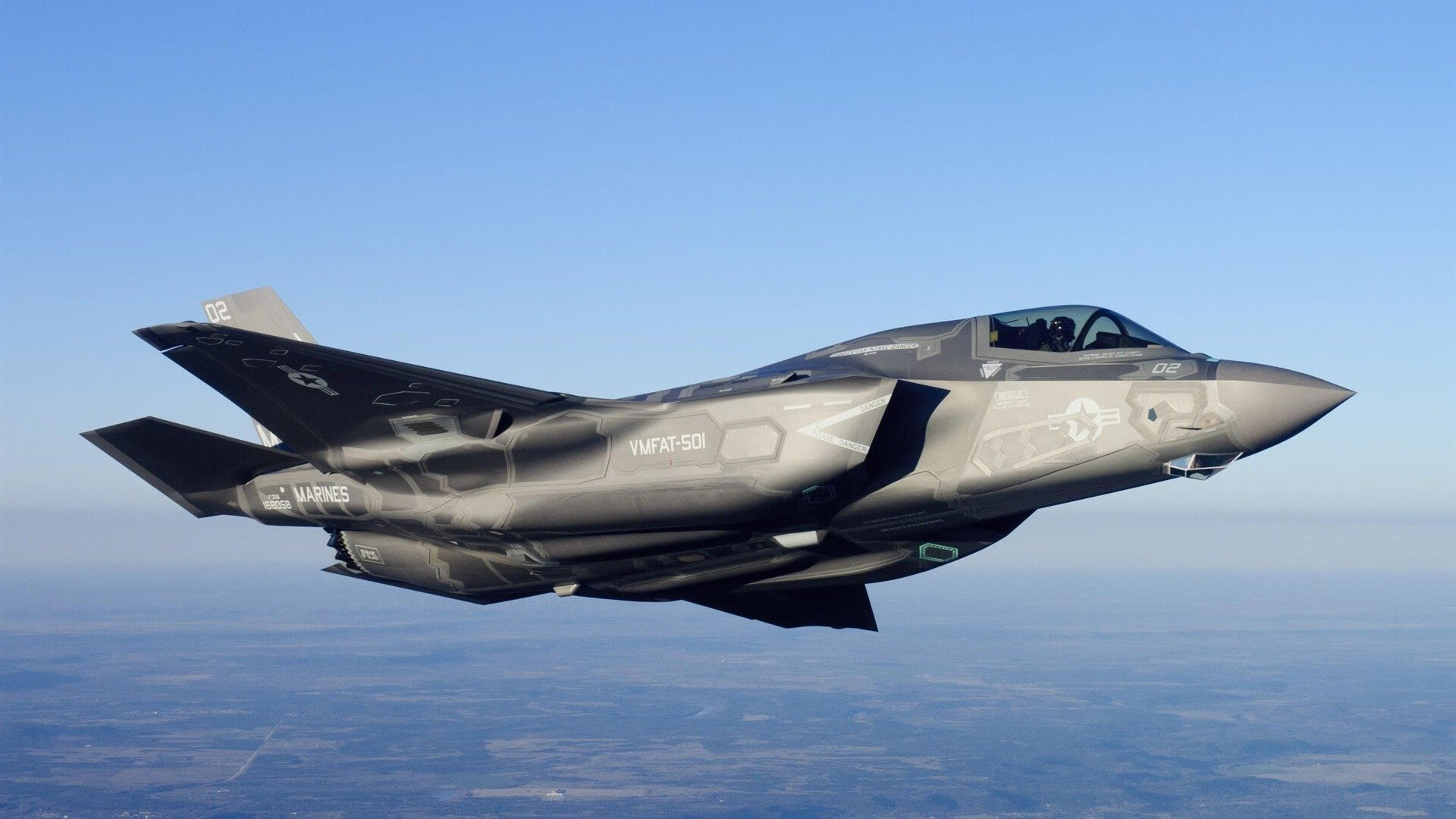 200蝶冠军选手技术动作细节,2021年200米蝶泳决赛