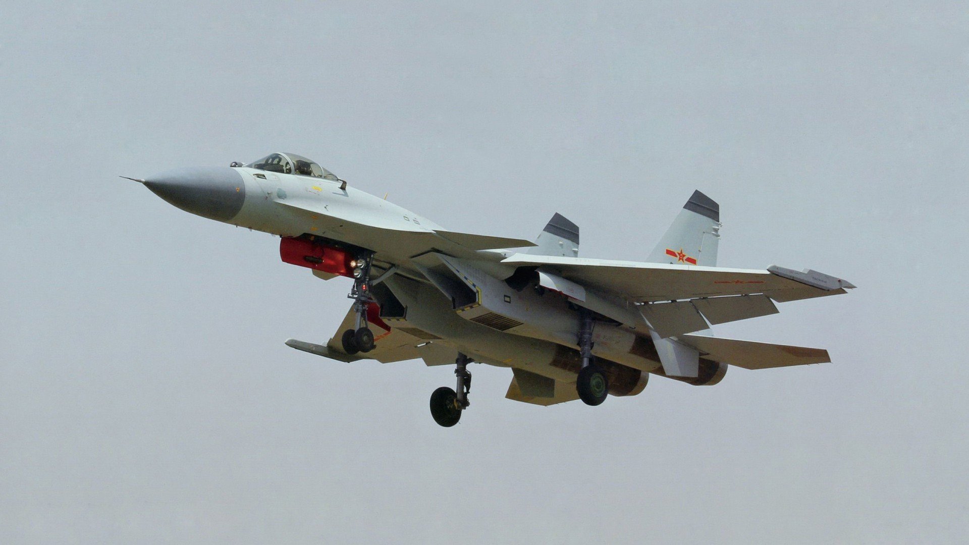 “安赫尔·巴尔博萨的进攻组合与防守调整,助力美洲狮队迎接更强挑战”